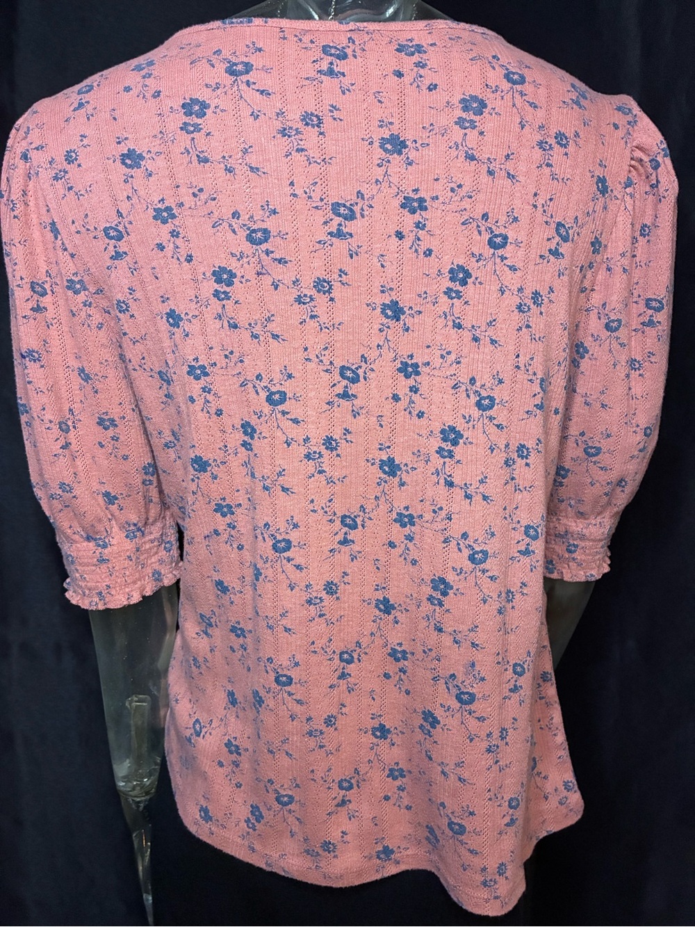 Lucky Brand Coral Pink Floral V-Neck Short Sleeve Top - Picture 4 of 8